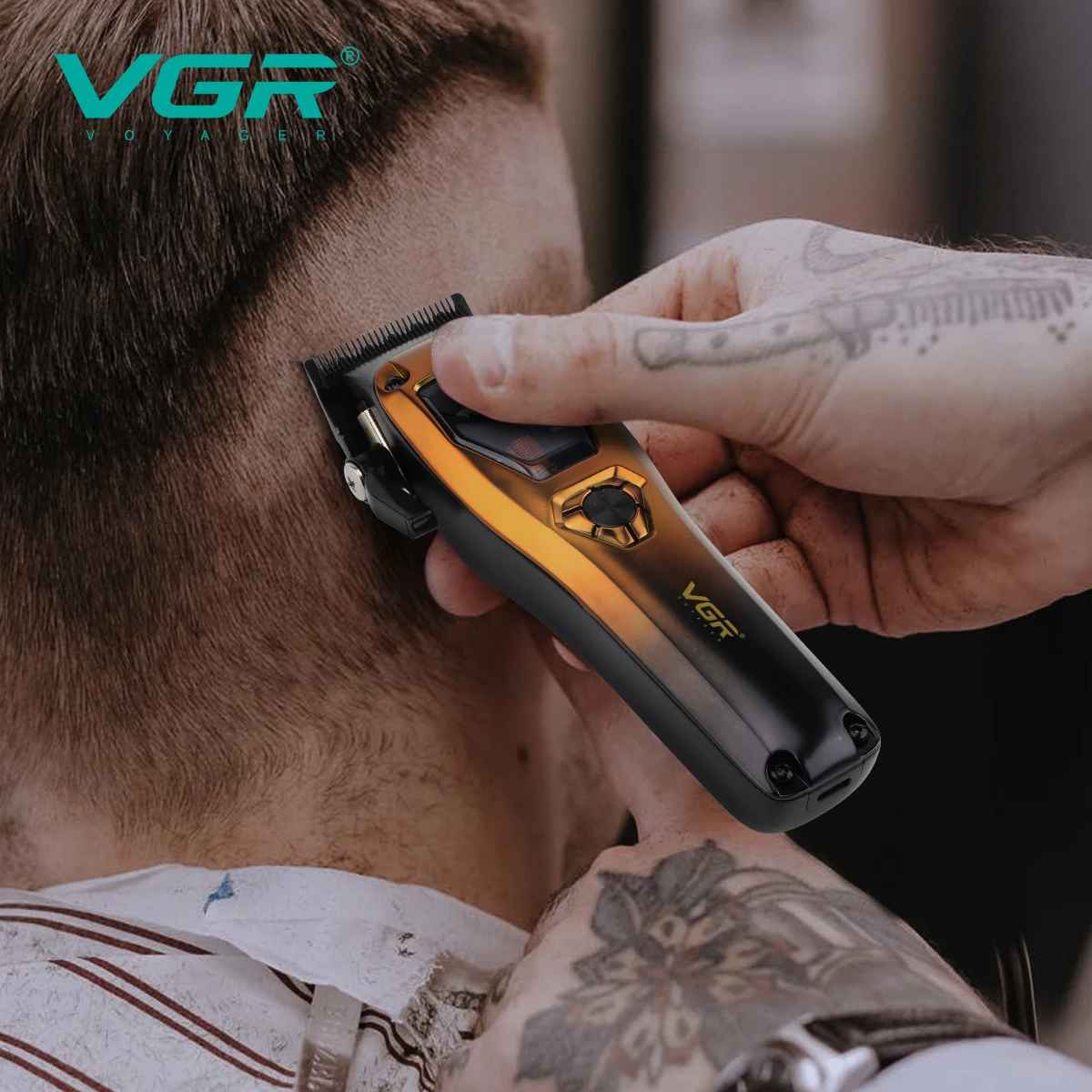 VGR v-668 Clipper Professional Trimmer Cordless Hair Cutting Machine Vector Motor Hair Clipper 11000 RPM Barber Clipper for Men V 668